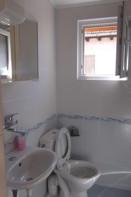 Borova House Hotel Tryavna Ruang foto